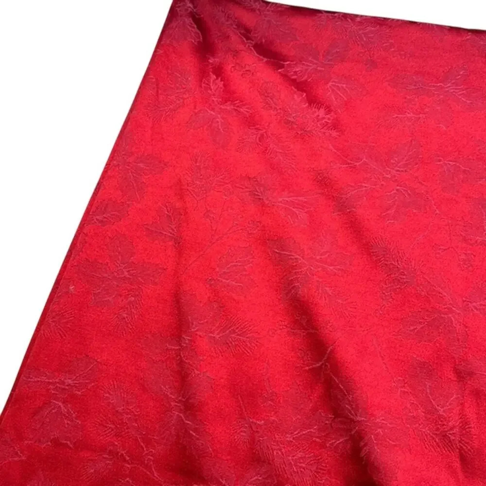Spode‎ Red Christmas Holiday Holly Berry 139"x115" Rectangle Tablecloth